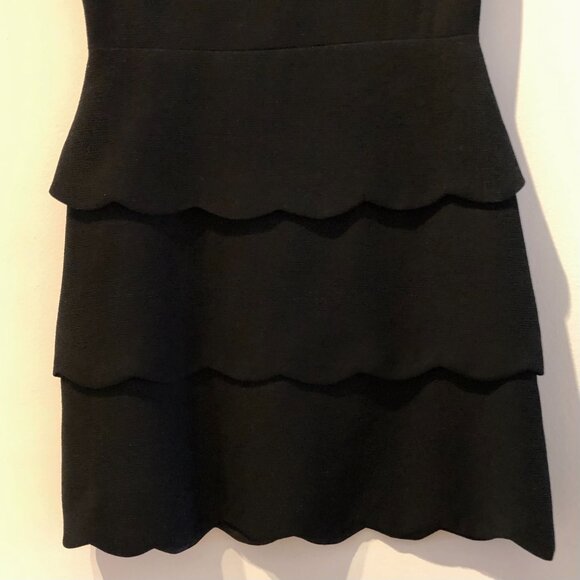 🖤 Club Monaco Little Black Dress (US 2) – Elegant & Timeless - Picture 8 of 8